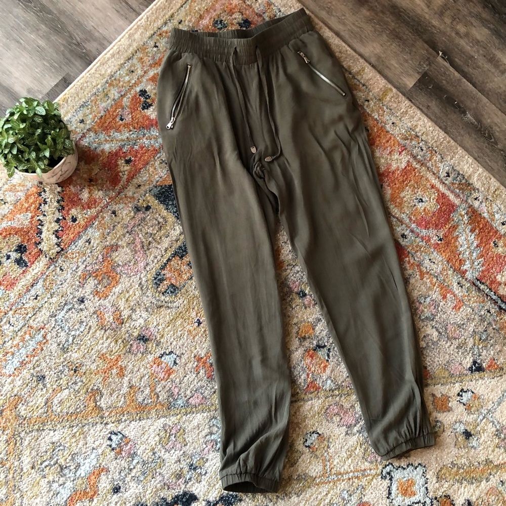 Suzy Sheir | Silky Jogger Pants